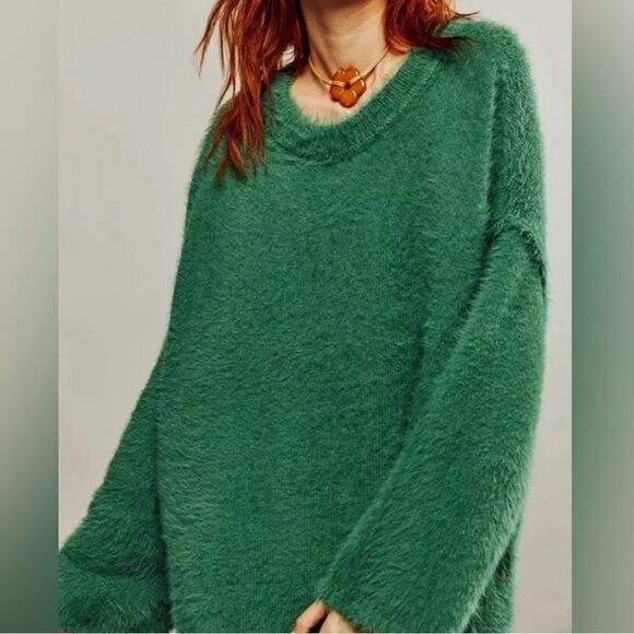 NWOT Free people Harrison Bunny Crew Long Sleeve Green Fuzzy Cozy Sweater Slouch - Picture 10 of 11